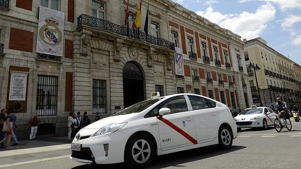 El Ayuntamiento no quiere taxis en Sol