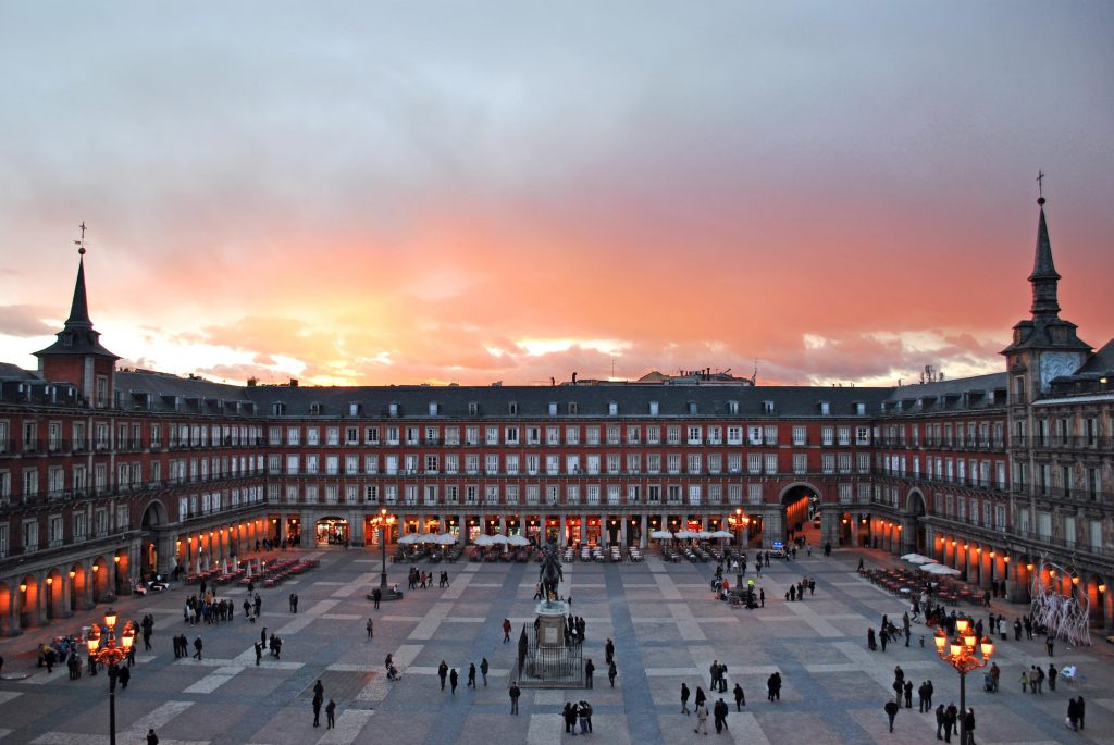La Plaza Mayor de Madrid renueva su imagen